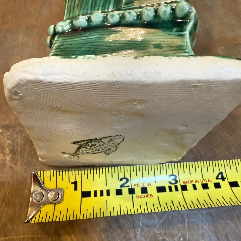 Vintage Mid Century Pottery Ceramic Glossy Green Unique Shape Fish Stamp Vase - Picture 10 of 16